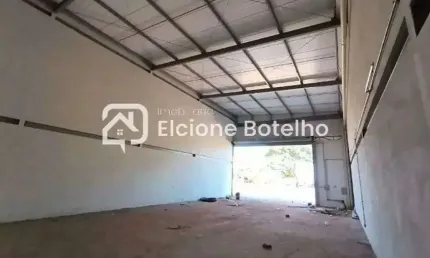 Galpão para locação de aprox. 200 m², pé direito de 7,5 m, no bairro Santa Mônica - Uberlândia - MG