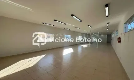 Prédio comercial para locação de aprox. 483 m², com elevador, no bairro Fundinho - Uberlândia - MG
