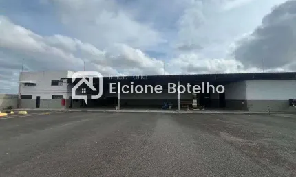 Galpão para locação de aprox. 1800 m², 6 banheiros, no bairro Tibery - Uberlândia - MG