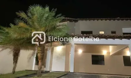 Casa para locação de aprox. 390 m², com 4 quartos, no bairro Cidade Jardim - Uberlândia - MG