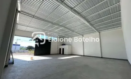Galpão para locação de aprox. 250 m², com pé direito alto, no bairro Dona Zulmira - Uberlândia - MG