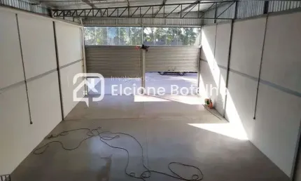 Galpão para locação de aprox. 250 m², com habite-se, no bairro Jardim Europa - Uberlândia - Mg