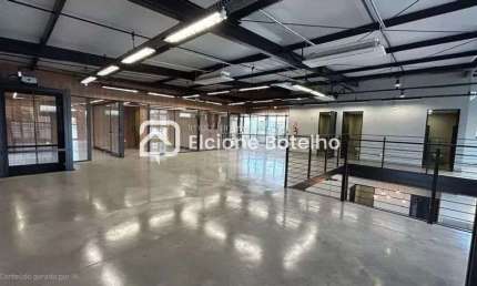 Prédio para locação de aprox. 735 m², elevador, no bairro Vigilato Pereira - Uberlândia - MG