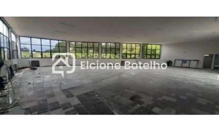 Loja comercial para locação de aprox. 385 m², no bairro Jardim das Palmeiras - Uberlândia - Mg