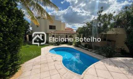 Casa sobrado para locação de aprox. 430 m², com 4 quartos, no Jardim Karaíba - Uberlândia - Mg