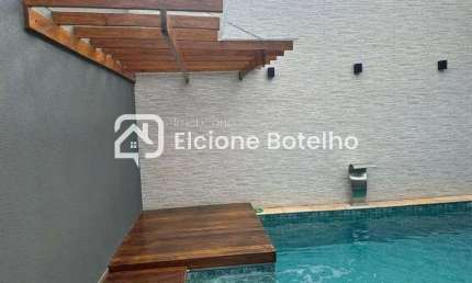 Casa para locação de aprox. 250 m², com 3 quartos, no bairro Granada - Uberlândia - Mg