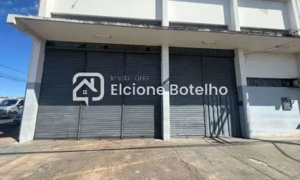 Galpão comercial para locação de aprox. 554 m², no bairro Umuarama - Uberlândia - MG