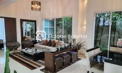 Casa em condomínio para locação de aprox. 284 m², com 3 quartos, no Aclimação - Uberlândia - MG