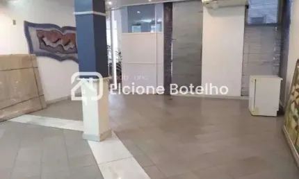 Prédio comercial para locação de aprox. 954 m², com frente recuada, no Centro - Uberlândia - MG