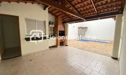 Casa para locação de aprox. 250 m², com 5 quartos, no bairro Morada da Colina - Uberlândia - MG