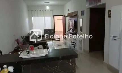 Casa para venda de aprox. 130 m², com 4 quartos, no bairro Residencial Integração - Uberlândia - MG