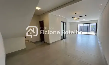 Casa sobrado para locação de aprox. 150 m², com 3 quartos, no bairro santa rosa - uberlândia - mg