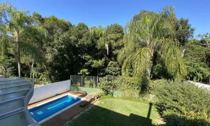 Casa para Locação em Florianópolis, JURERE, 5 dormitórios, 4 suítes, 6 banheiros, 2 vagas
