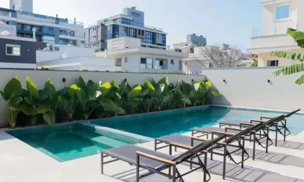 Casa para Locação em Florianópolis, JURERE INTERNACIONAL, 5 dormitórios, 5 suítes, 6 banheiros, 3 vagas