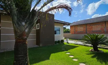 Casa à venda no bairro centro norte em schroeder/sc