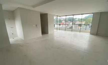 Apartamento à venda no bairro Vila Baependi em Jaraguá do Sul/SC