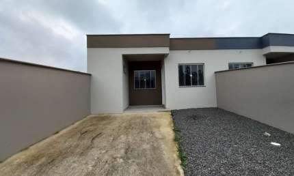 Casa à venda no bairro Três Rios do Norte em Jaraguá do Sul/SC