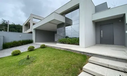 Casa à venda no bairro barra do rio cerro em jaraguá do sul/sc