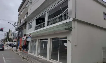 Casa comercial à venda na Rua Expedicionário Cabo Harry Hadlich, Centro, Jaraguá do Sul