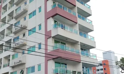 Apartamento Cobertura Duplex Totalmente Mobiliada em Ponta Negra - Duas Suítes - 129m²