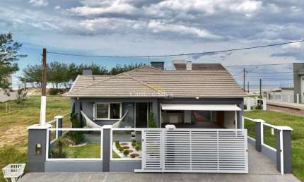 Casa com 4 quartos à venda no Atlântida Sul (Distrito), Osório 