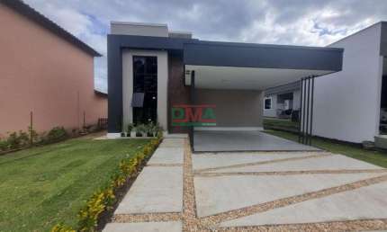 CASA DE CONDOM&#205;NIO - 3 QUARTOS ( 1 SU&#205;TE ) - àREA GOURMET - 1&#170; LOCA&#199;&#195;O