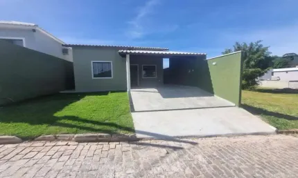 CASA DE CONDOM&#205;NIO - 3 QUARTOS ( 1 SU&#205;TE ) - KIT ENERGIA SOLAR - 1&#170; LOCA&#199;&#195;O
