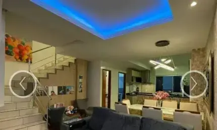 Casa a venda 2 quartos com 160m2 Vila Santa Quitéria - Curitiba
