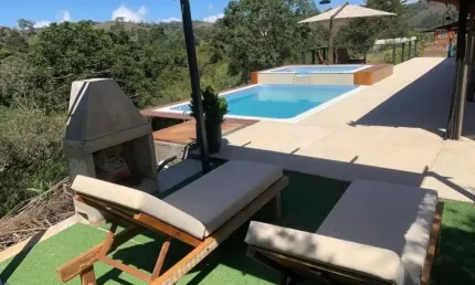Casa com 3 quartos à venda na Rua Alameda Florida , Jardim Cataguases , Campos Do Jordão, Jardim Cataguases, Campos do Jordão