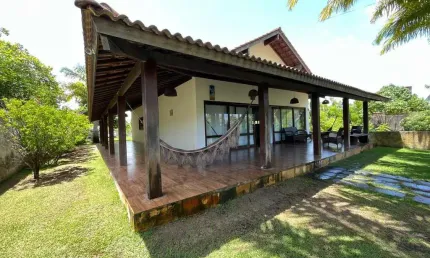Casa no condomínio enseadinhas! 3 quartos(2 suíte) | piscina| casa de caseiro!!