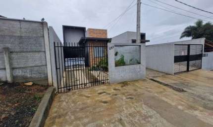 Casa com 2 quartos para alugar na Rua Ana Néri, Uvaranas, Ponta Grossa