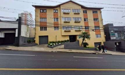 Apartamento com 3 quartos para alugar na Rua Sant'Ana, Centro, Ponta Grossa