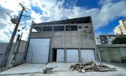 Apartamento com 3 quartos para alugar na Rua Coronel José Pedro de Carvalho, Nova Rússia, Ponta Grossa