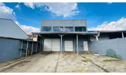 Casa com 4 quartos para alugar na Rua Pedro Dias Ribeiro, 500, Contorno, Ponta Grossa