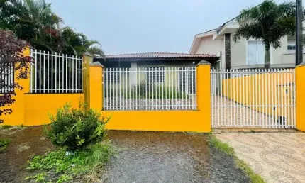 Casa com 3 quartos para alugar na Rua Professora Júlia Carneiro Rosas - Até 1050/1051, 78, Neves, Ponta Grossa