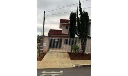 Casa para alugar na Rua Rio Branco do Sul, 348, Oficinas, Ponta Grossa