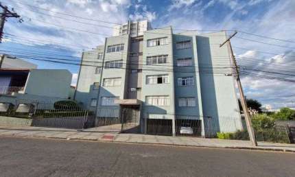 Apartamento com 3 quartos para alugar na Rua Padre João Lux - Até 53/54, 18, Centro, Ponta Grossa
