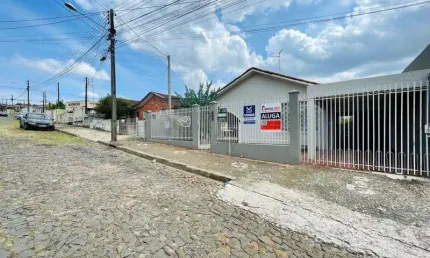 Casa com 3 quartos para alugar na Rua Caneleira, 499, Contorno, Ponta Grossa