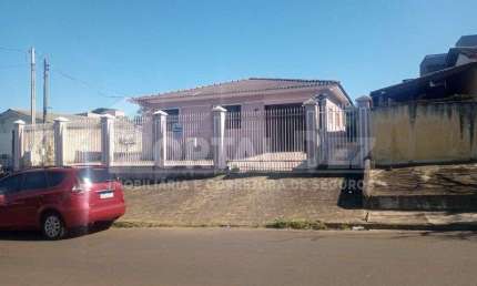 Casa para alugar na Rua Iguaraçu, Oficinas, Ponta Grossa
