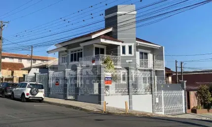 Ponto comercial para alugar na Rua Frederico Bahls, 525, Centro, Ponta Grossa