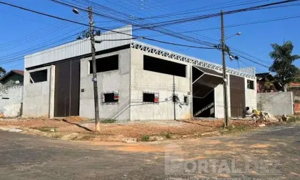 Barracão / Galpão / Depósito para alugar na Rua Augusto Ribas 802, Boa Vista, Ponta Grossa