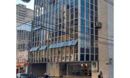 Ponto comercial para alugar na Rua Doutor Colares, Centro, Ponta Grossa