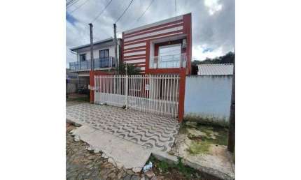 Casa com 3 quartos para alugar na Rua Caquizeiro, Contorno, Ponta Grossa