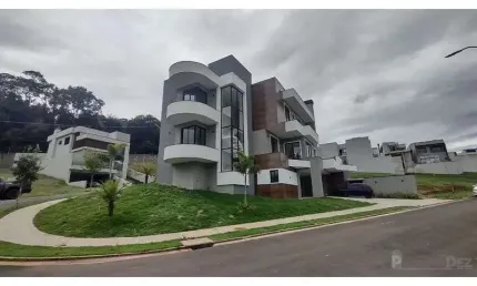 Casa no Condomínio Vale dos Vinhedos - Colônia Dona Luiza - Ponta Grossa - Pr