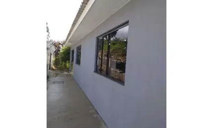 Casa com 3 quartos para alugar na Rua Luiz Abel Chila, 565, Boa Vista, Ponta Grossa