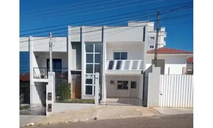Casa com 3 quartos para alugar na Rua Freire Alemão, 141, Estrela, Ponta Grossa