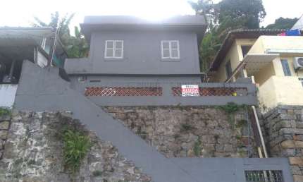 Casa com 2 dormitórios para alugar, 80 m² por R$ 1.800,00 + IPTU/mês - Jabaquara - Santos/SP