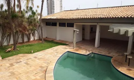 Casa residencial disponível para locação no bairro Morada da Colina em Uberlândia-MG