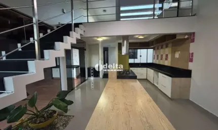 Casa disponível para locação no bairro Alto Umuarama em Uberlândia-MG