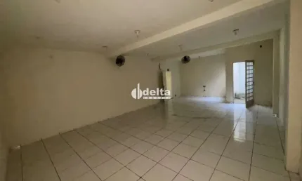 Loja disponível para locação no bairro Pampulha em Uberlândia-MG